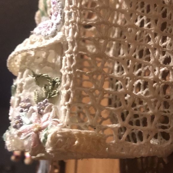 Handmade Vintage Macrame Cottage Birdhouse - Picture 4 of 16